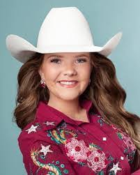 Patricia Schlenker's Instagram, Twitter & Facebook