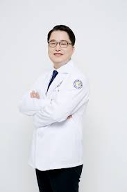 May 31, 2021 · 전국장애인부모연대, 의료기사법 개정 법률안 지지 선언 2003년 '장애인 교육권 연대' 활동으로 시작된 전국장애인부모연대(이하 부모연대, 회장 윤종술)가 남인순 의원 등 17명의 국회의원이 공동 발의한 '의료기사 등에 관한 개정 법률안'에 대한 지지를 선언했다.대한의료기사총연합회 이근희. ê¹€ì„ ìš© ëŒ€ìš° ì •í˜•ì™¸ê³¼ ì‹ ë¶€ ëª©ì‚¬