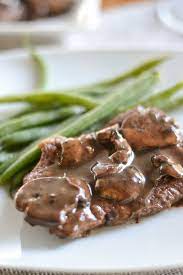 Sirloin Steak With Mushroom Sauce Salu Salo Recipes Recipe Sirloin Steak Recipes Mushroom Sauce Steak And Mushrooms