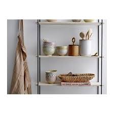 Ce combo miroir et étagère (parfaits pour vos clefs ou vos plantes préférées) en bois et métal thermolaqué ajoute à votre espace un charme scandinave épuré et moderne. Etagere Murale Bois Et Metal Etroite Minimaliste Etagere Murale Bois Etageres Murales Idees Etageres