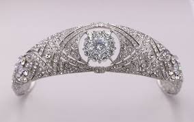 Tiaras have sprung back to the mainstream this weekend as photos from princess beatrice's wedding showed the eldest york sister wearing one of queen elizabeth ii's treasured diadems. Amazon Com Meghan Markle Wedding Cubic Zirconia And Rhinestone Tiara Headpiece Handmade
