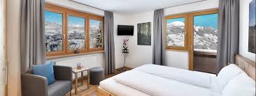 Die gäste können die first skischule oberstdorf in 5 gehminuten von der unterkunft aus erreichen. Haus Sonnenhof In Westendorf Angebote Zimmer Verfugbarkeit