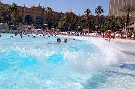 A Wave Pool In Las Vegas Usa Cancun Trip Las Vegas Trip Las Vegas Usa