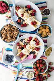 Banana Split Breakfast Weelicious Recipe Recipes Fruit Recipes For Kids Breakfast Brunch
