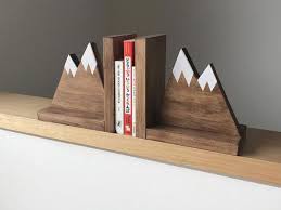 The Coolest Bookend Designs For Book Lovers Diy Bookends Bookends Wooden Bookends
