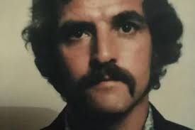 Grisly 'gangland' axe murder of couple reviewed by police despite chilling  warning