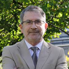 REINVENTAR LA UNIVERSIDAD? por Víctor San Martín