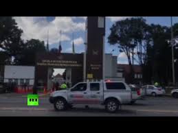 Tenemos para ti videos, imágenes y una amplia cobertura e información actualizada. Decenas De Muertos Tras La Explosion De Un Carro Bomba En Una Escuela De Cadetes De Bogota Rt