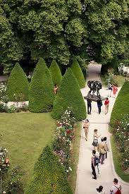 The Beautiful Garden At Musee Rodin Art Des Jardins Jardin Paris Jardin De Ville