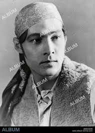 RUDOLPH VALENTINO in BLOOD AND SAND, 1922, directed by FRED NIBLO.  Copyright PARAMOUNT PICTURES.