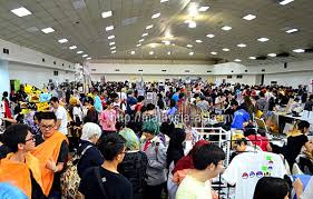 Izumi as bubble and together with daisy as buttercup. Comic Fiesta 2017 Malaysia Travel Food Lifestyle Blog