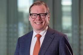 The independently liberal expressen labeled juholt a compromiser's compromise, adding that the choice of juholt. Kindreds Styrelseordforande Anders Strom Star Inte Till Forfogande For Omval Affarsvarlden