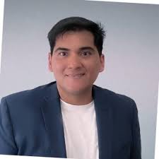 Daniele Palumbo en LinkedIn: #milanofashionweek #gucci #marketing #strategy  #estrategia #hype