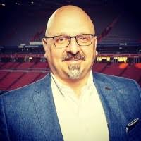 4400+ "-by Robert Benes" profiles