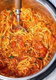 This Instant Pot Spaghetti Has Perfectly Cooked Spaghetti Noodles In A Delicio In 2020 Instant Pot Dinner Recipes Instant Pot Pasta Recipe Instant Pot Spaghetti Recipe