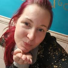 Laura Chemnitz's Instagram, Twitter & Facebook