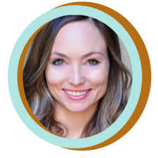 Amber Lovell's Instagram, Twitter & Facebook