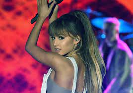 Find best ariana grande wallpaper and ideas by device, resolution, and quality (hd, 4k) from a curated website list. Ariana Grande At New York 2017 Wallpapers Images Ariana Grande Macy 2016 1280x900 Wallpaper Teahub Io