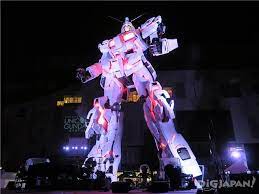 The gundam statue in the odaiba area of tokyo, is a 59 foot (18 meter) tall 1:1 scale model of a gundam in shiokaze park outside the divercity tokyo plaza mall. The Life Sized Unicorn Gundam Statue Debuts In Odaiba A Photo Report From The Spectacular Show Digjapan