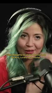 Celebra los 20 años de Amy, la niña de la mochila azul