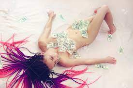 Money nude