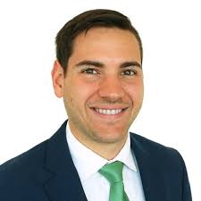 Kenny Bedwell's Instagram, Twitter & Facebook