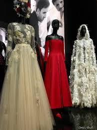 Vedi i prezzi e le recensioni dei clienti. Christian Dior Designer Of Dreams Al V A Di Londra Catartica
