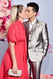 Jordan Fisher Is Happily Taken And His Love Story Is Like A Real Life Rom Com Cute Celebrity Couples Ellie Woods Celebrity Pictures