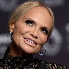 Who is Kristin Chenoweth? Movies, height, age and net worth