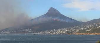 The blaze has destroyed part of a cafe at the rhodes memorial overlooking the city's port. Sanparks Tmnp On Twitter Tafelbergroadfire Fire Not Contained Ground Crew Numbers Have Increased To More Than 200 Firefighters From Table Mountain National Park Ncc Wildfires The City Of Cape Town Fire And