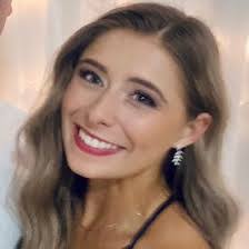 Victoria Stasiak's Instagram, Twitter & Facebook