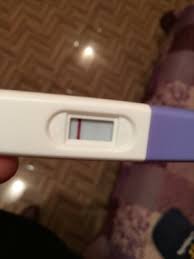 Buenas Noches Tengo 2 Dias De Retraso Y Hace Unas Horas Me Hice Una Prueba Y Me Salieron Asi Alguien Que Me Diga Si Es Positivo Buscando Bebe Babycenter