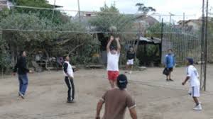 Este artículo se centra en los juegos tradicionales en españa, incluyendo populares juegos para adultos y los típicos juegos para niños. Ecuavolei La Pasion Deportiva Ecuatoriana Que No Esta En Londres 2012 Bbc News Mundo