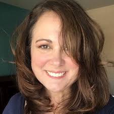 Georgette Leonard's Instagram, Twitter & Facebook