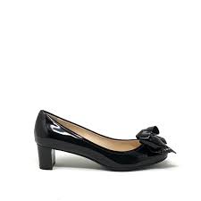 Meine ersten #absatzschuhe ich war so stolz,aber ich mag diese #schuhe immernoch projekt des tages: Prada Absatzschuhe Luxury Agent Second Hand Designer Artikel