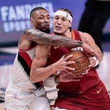 The blazers and nuggets will be back for round two tonight at 10:00pm est in denver. P Fgmipnz2gsym
