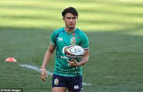 With his early works focussing on his career change from ceo to caddie. Lqbyb8vrhdg6dm