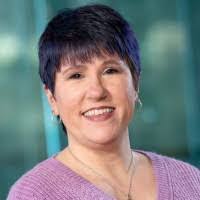 Tracy Hafner's Instagram, Twitter & Facebook