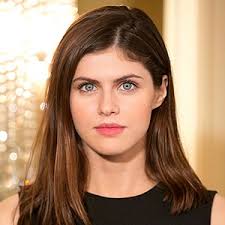 Profil Alexandra Daddario yaitu Biodata, Profil Pribadi & Data Keluarga -  WowKeren.com