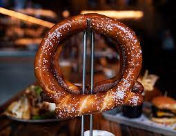 Последние твиты от banners kitchen & tap (@bannerskandt). Banners Kitchen Tap Breaking Records In Boston Review Dining Playbook