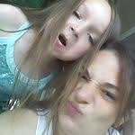 Amanda Sliger's Instagram, Twitter & Facebook