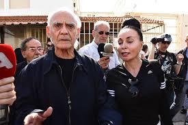 Πέθανε χθες ο ακης τσοχατζόπουλος. 1tcxa2dlcmctm