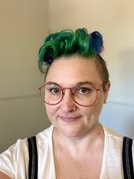 Any woodwind (Flute) teachers in the area??