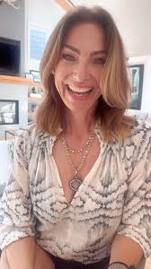 Tanis Fritz, Real Estate (@tanisfritzforreal) • Instagram photos and videos