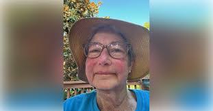 Maureen Matz's Instagram, Twitter & Facebook