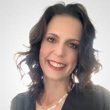 Amanda Borer's Instagram, Twitter & Facebook