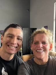 Can anyone recommend a good personal trainer? Looking to improve my form.