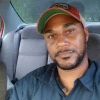 100+ "Holifield" profiles