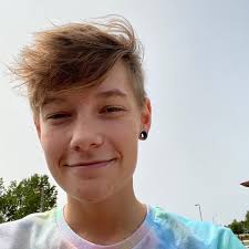 Any tips for switching my snake from live to frozen food?