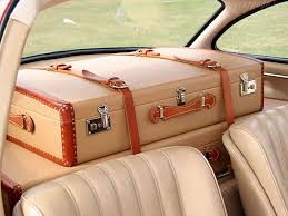 Mercedes 300sl With Fitted Luggage Http Discipuliquest Com Wp Content Uploads 2011 08 Mercedes Benz 300 Mercedes Benz 300 Custom Car Interior Mercedes 300sl
